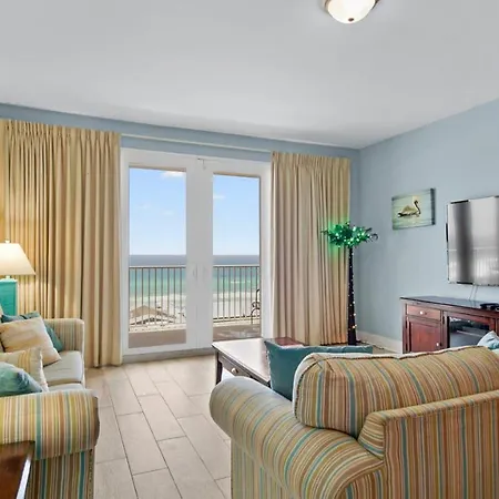Laketown Wharf 1025